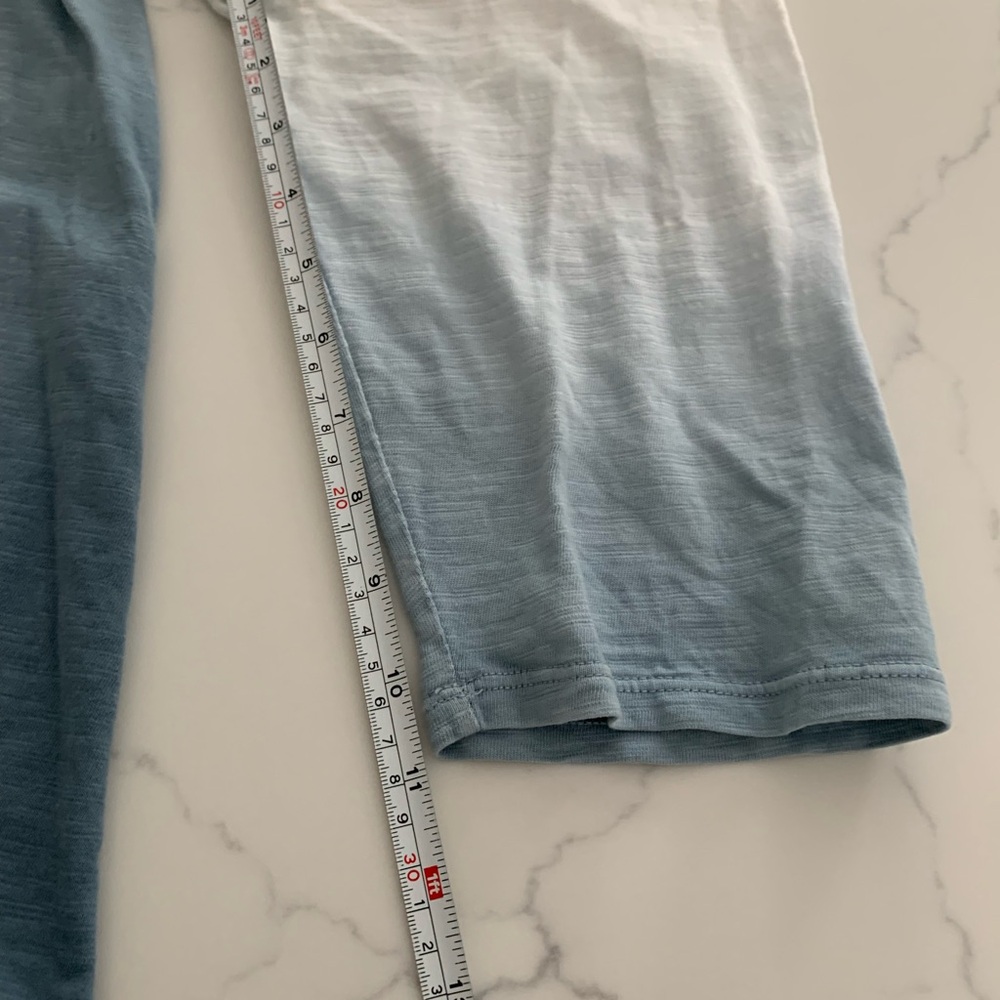 PURE JILL XL BALLET SLEEVE TUNIC
100% COTTON ombré White Blue Tee New no tag - Picture 8 of 9